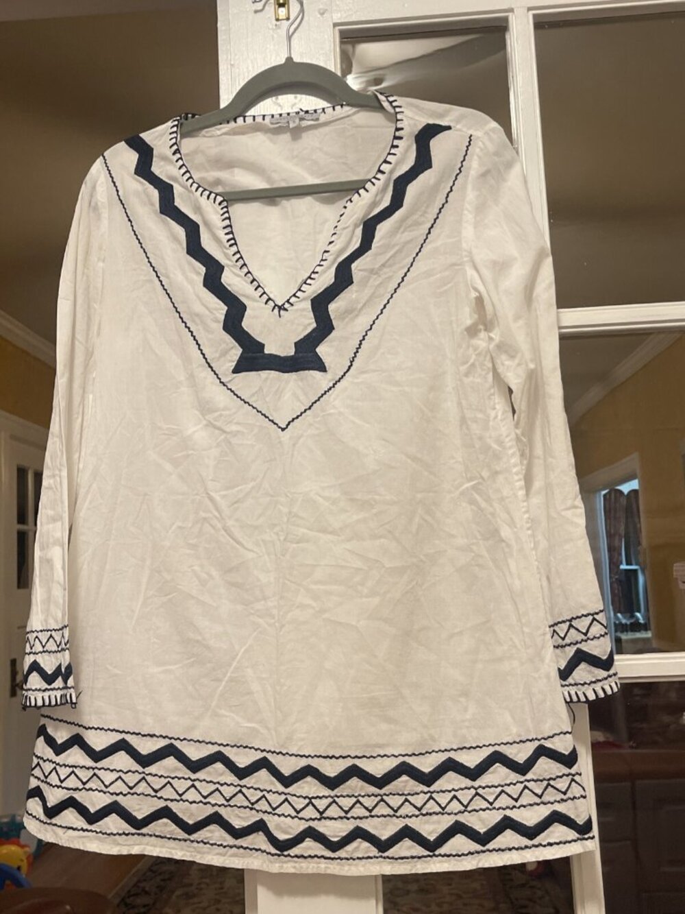 Pomegranate Resort Size S Small Navy White Embroidered Long Blouse Tunic Top